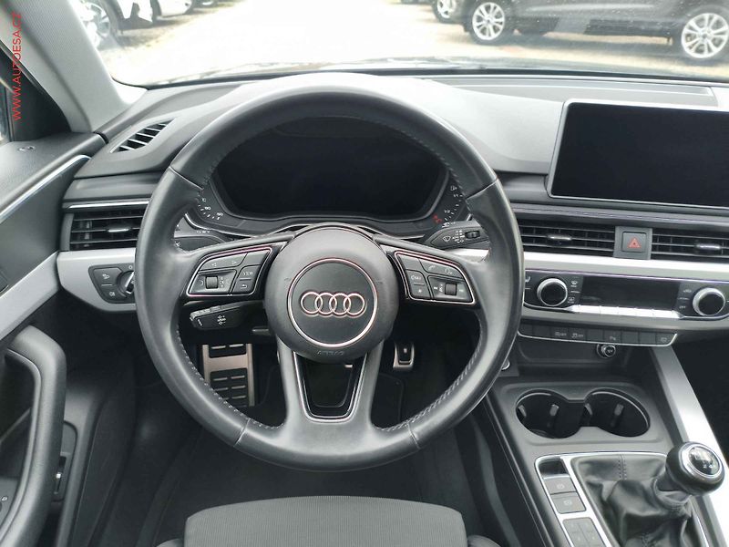 Audi A4 (2018) 2.0 TDi, Bixen, navi, +ALU - fotka 11 z 20