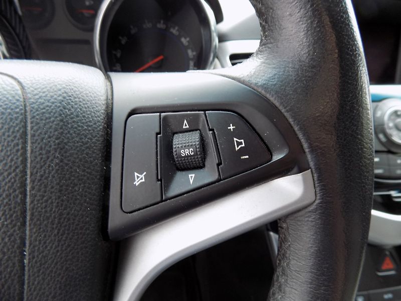Chevrolet Cruze (2011) 2.0 VCDi/Klima/Kůže/NAVI/ - fotka 25 z 32