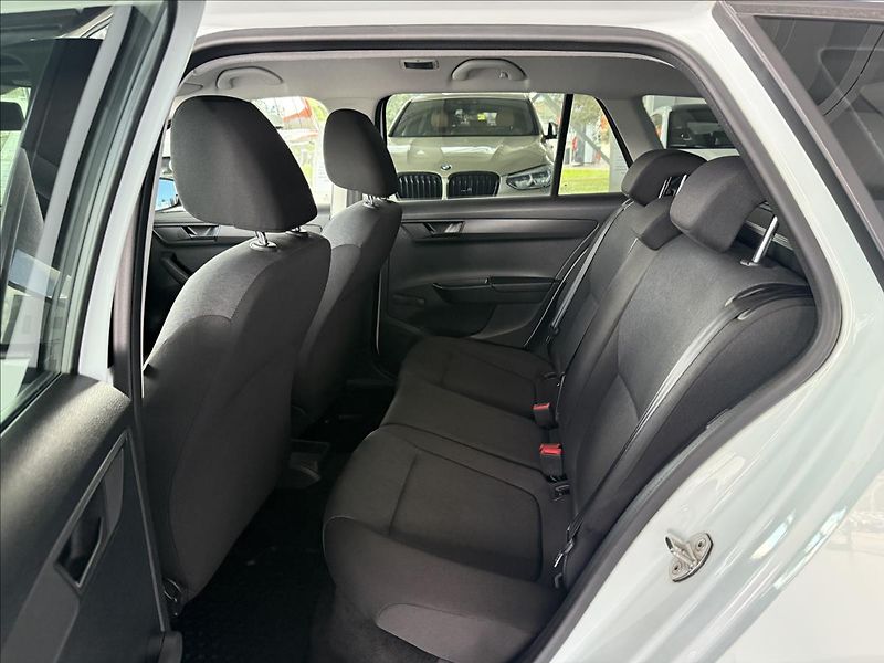 Škoda Fabia 1,2   TSI 66kW,WEBASTO - fotka 21 z 24