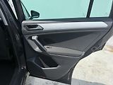 Volkswagen Tiguan (2019) 1.5 TSI 110kW ser. historie - náhled 12