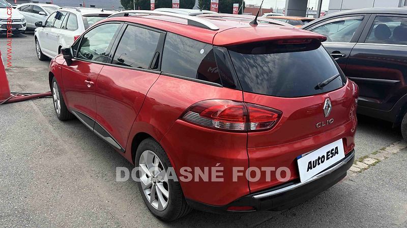 Renault Clio (2018) 1.2i, 1.maj,ČR, autoAC, temp - fotka 2 z 3