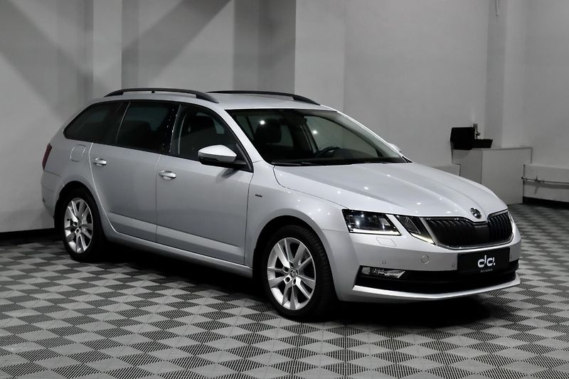 Škoda Octavia 3 FL Combi 1.8 TSI 132 kW DSG - fotka 2 z 38