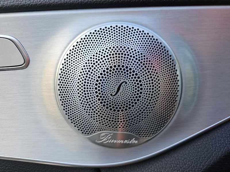 Mercedes-Benz Třídy C (2016) C220D 125kW 4MATIC 7G AIRMATIC - fotka 12 z 50