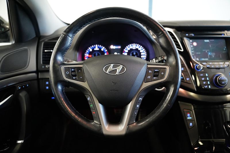 Hyundai i40 - fotka 17 z 28