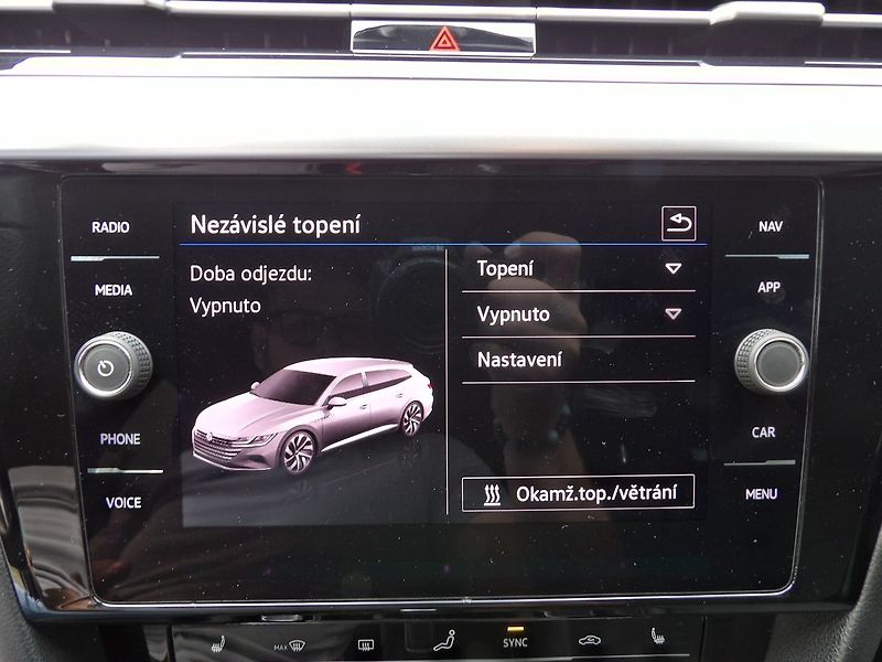 Volkswagen Arteon Shooting Brake 2.0TDI DSG 4Motion Rline Tažné - fotka 12 z 36