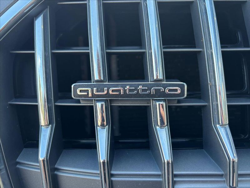 Audi A6 Allroad 3,0 TDI  quattro S tronicCZ DP - fotka 32 z 35