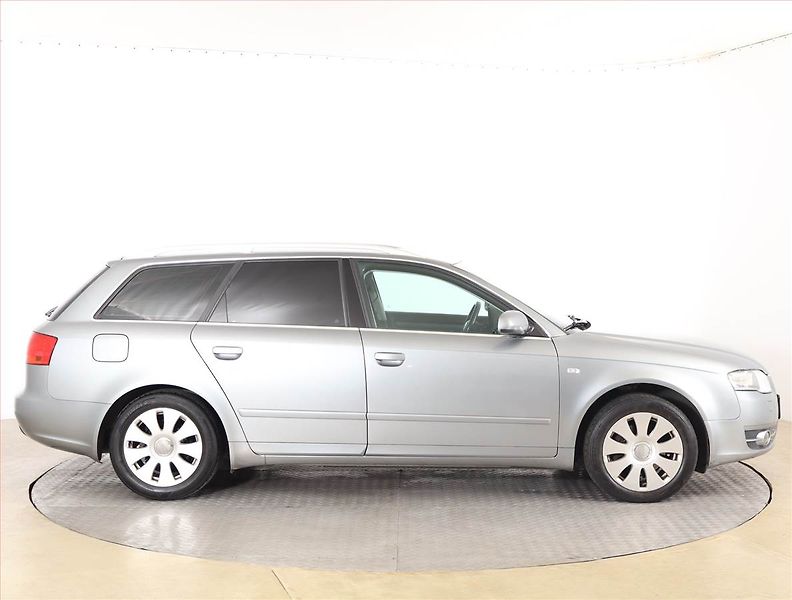 Audi A4 (2005) 2.0 TDI, Automat, Xenony - fotka 6 z 15