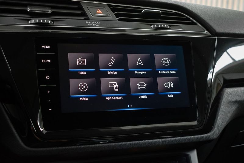 Volkswagen Touran 2.0TDI TAŽNÉ*WEBASTO*DPH*ČR 1M - fotka 31 z 51