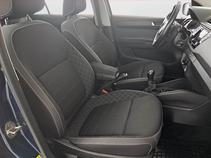 Škoda Fabia (2021) Ambition 1.0 TSI, ČR,1.maj - fotka 9 z 16