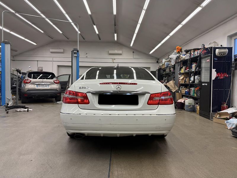 Mercedes-Benz Třídy E  220 CDI  - fotka 5 z 18