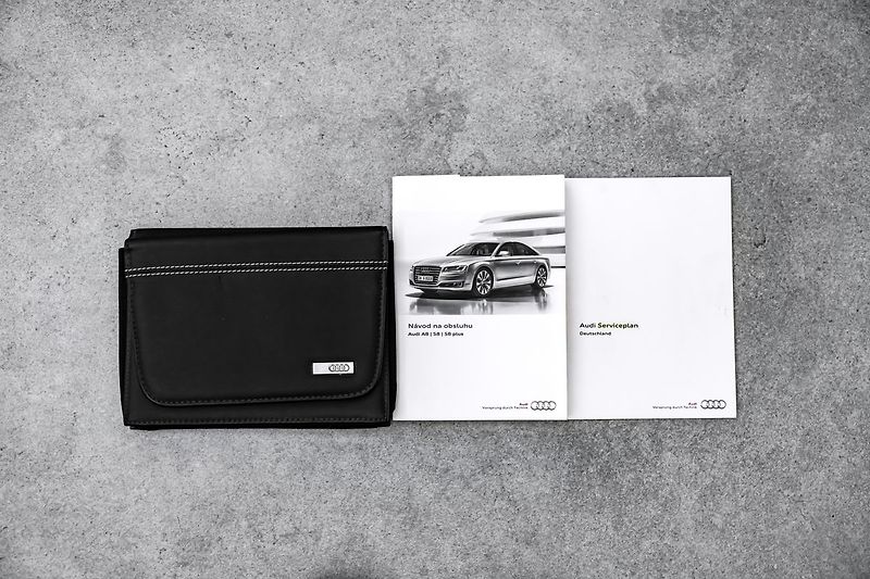 Audi A8 6,3 W12 L Max výbava - fotka 30 z 31