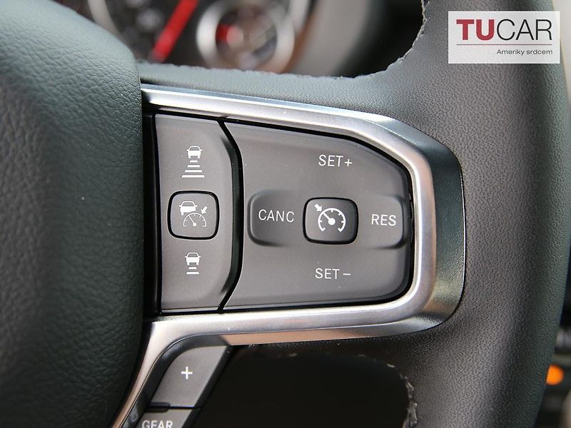 RAM 1500 (2026) Laramie 5.7 HEMI 2026 RamBox - fotka 14 z 37