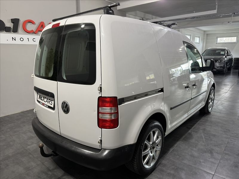 Volkswagen Caddy 1,6   TDI 75KW TAŽNÉ SERVIS - fotka 5 z 19