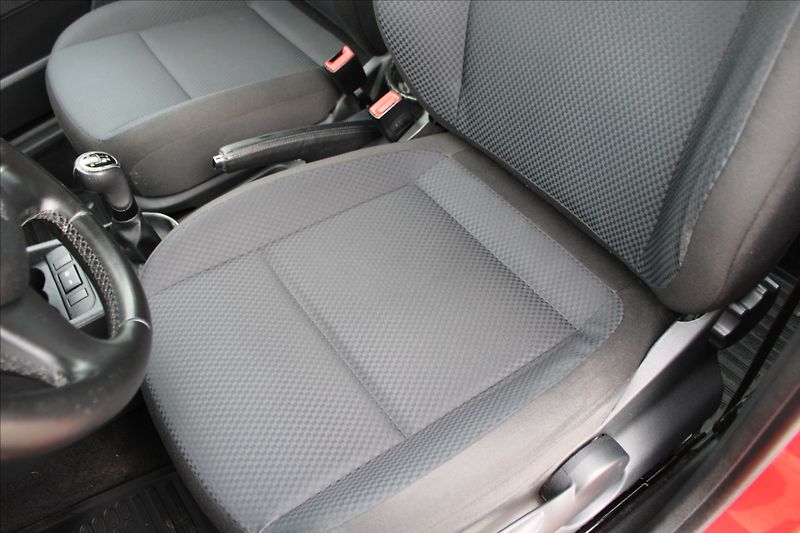 Škoda Roomster 1,2 TSI  NOVÉ V ČR,1.MAJITEL - fotka 15 z 41