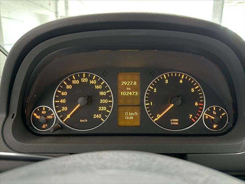 Mercedes-Benz Třídy A 1,7   i AUTOMAT TAŽNÉ ALU STK - fotka 12 z 28