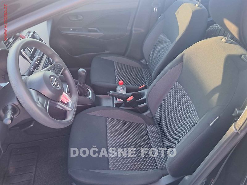 Nissan Micra (2018) 1.0 i, AC, temp, STK7/28 - fotka 3 z 3