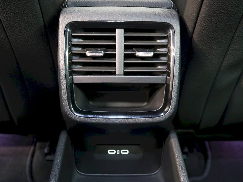 Škoda Octavia (2025) SPORTLINE 2.0TDI DSG CANTON - fotka 41 z 44