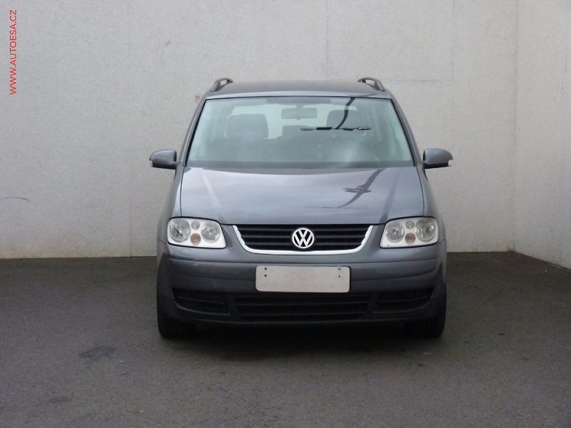 Volkswagen Touran (2004) 1.9TDI - fotka 2 z 3