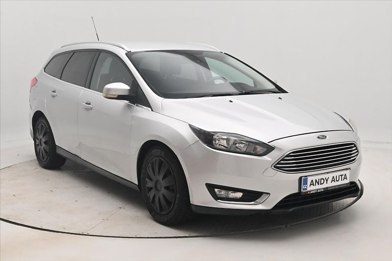 Ford Focus 1,5 TDCi 88 kW - fotka 3 z 28