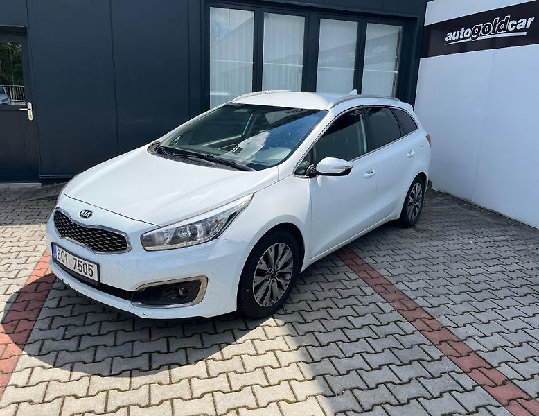 Kia Ceed Sportswagon Cool 1.6 GDI - fotka 14 z 23