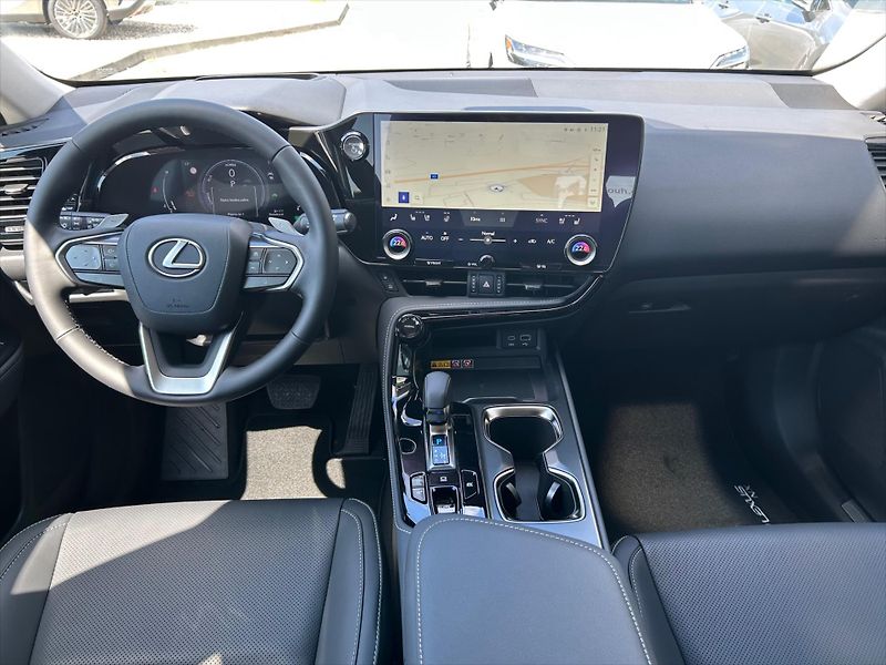 Lexus NX 350h 2.5   Luxury Panoramic - fotka 10 z 11