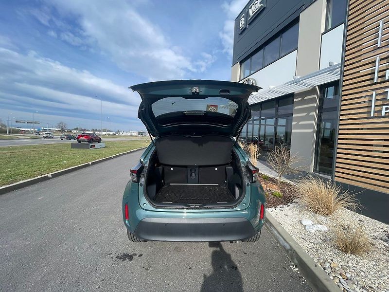 Toyota Yaris Cross 1.5 Hybrid 130k FWD Style - fotka 9 z 27