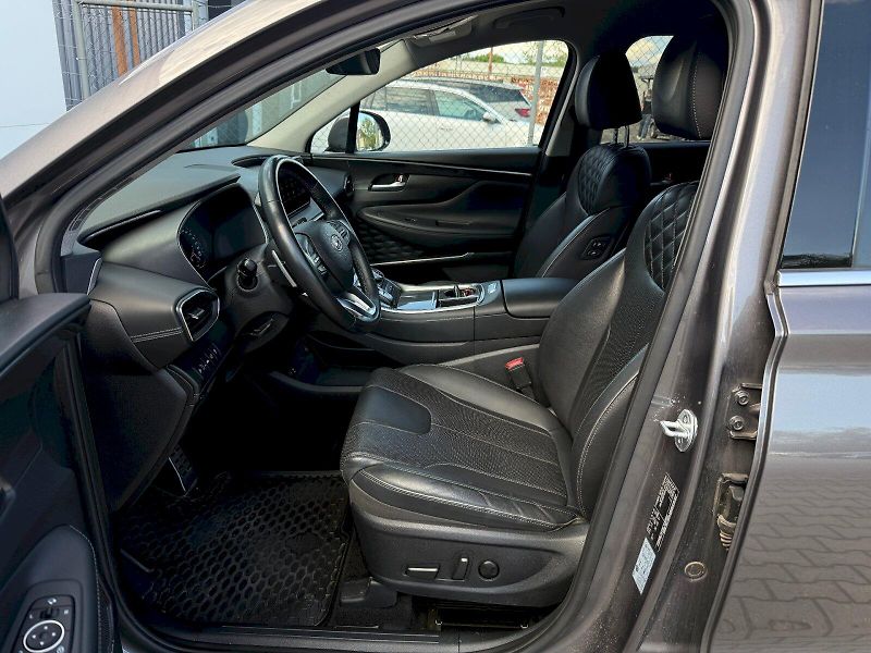 Hyundai Santa Fe (2023) 2.2 CRDi 142 kW 4x4 - fotka 20 z 22