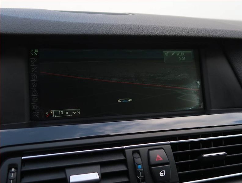 BMW Řada 5 (2012) 520d, Automat, Navi, Xenony - fotka 18 z 21