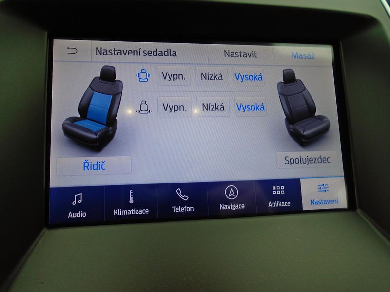 Ford S-MAX 2.0EcoBlue 140kW AWD Vignale A - fotka 23 z 49