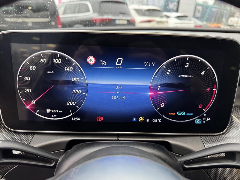 Mercedes-Benz Třídy C C 220d - fotka 8 z 30