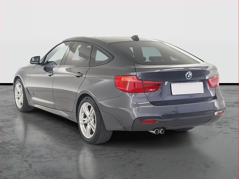 BMW Řada 3 (2018) M Sport 320d xDrive GT, 4X4 - fotka 4 z 24