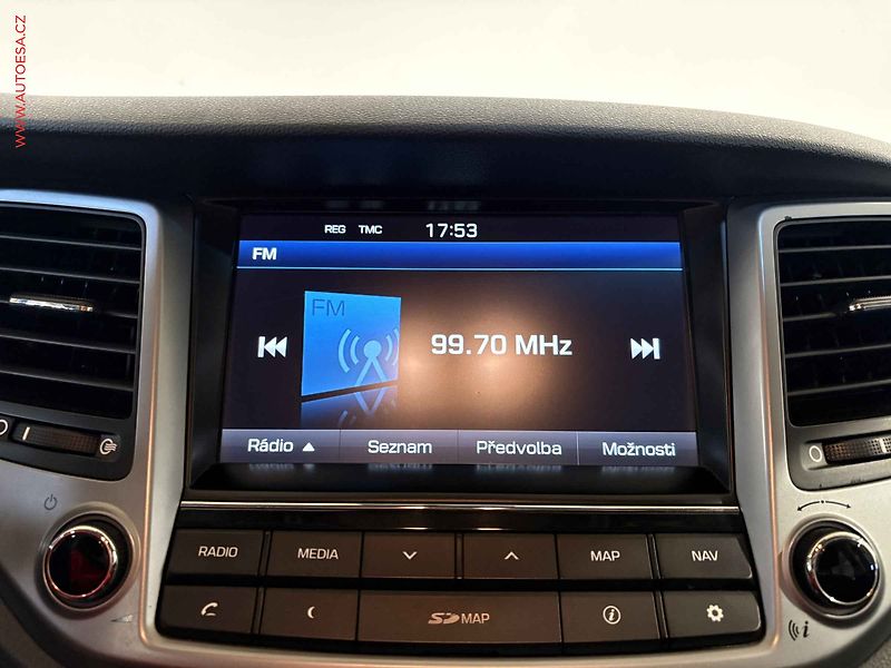 Hyundai Tucson (2017) 2.0 CRDI 4x4, 1.maj,ČR, Klima - fotka 13 z 15