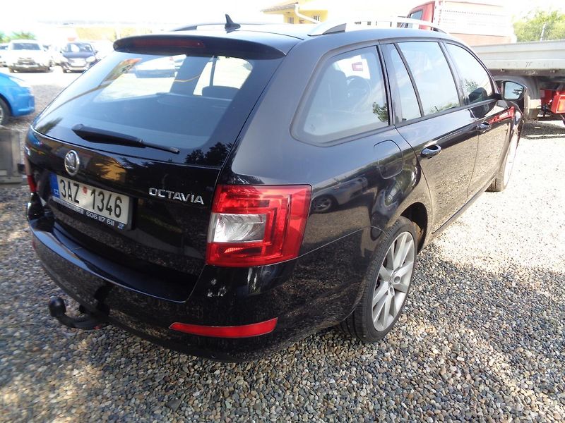 Škoda Octavia 2,0 TDI - fotka 3 z 13
