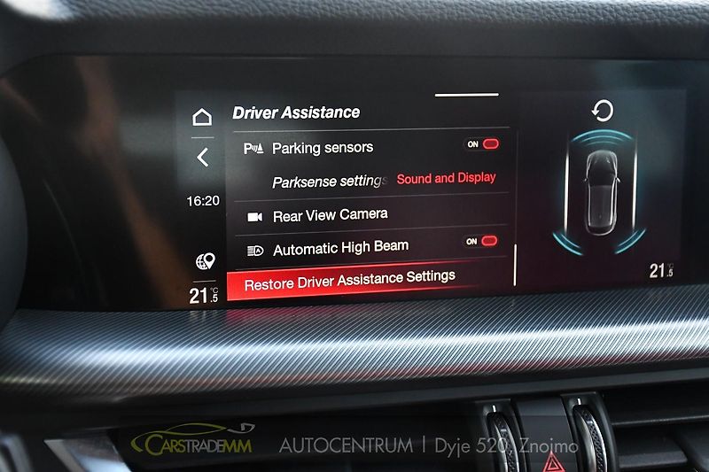 Alfa Romeo Stelvio 2.0T 16V 206kW VELOCE AT8 Q4 - fotka 34 z 49