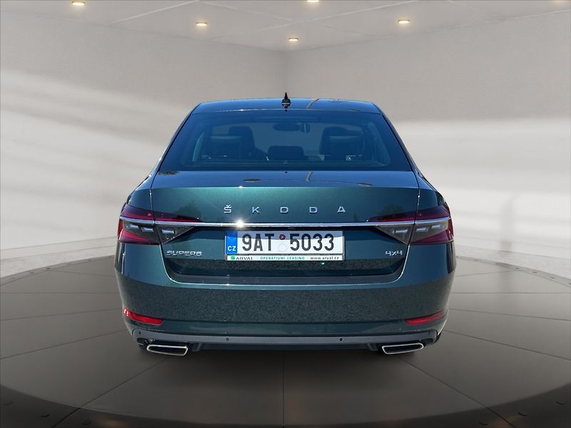 Škoda Superb 2,0 TSI 206 L&K 4x4 DSG - fotka 5 z 11