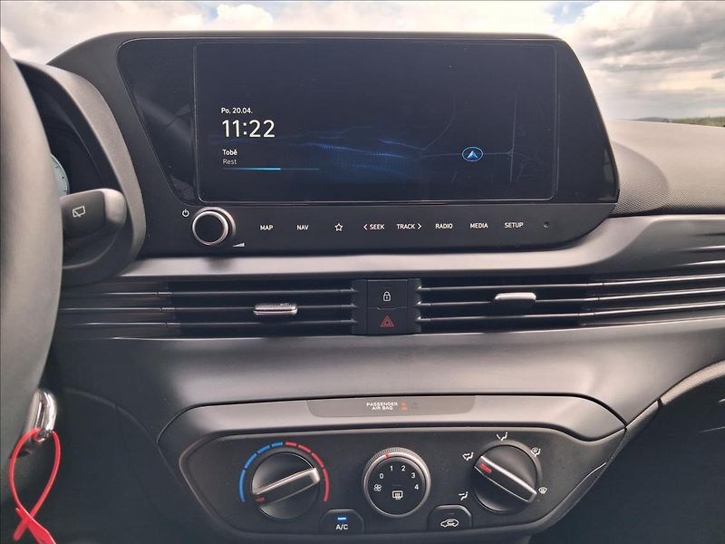 Hyundai Bayon 1,0 T-GDI DCT SMARTCLI - fotka 10 z 20