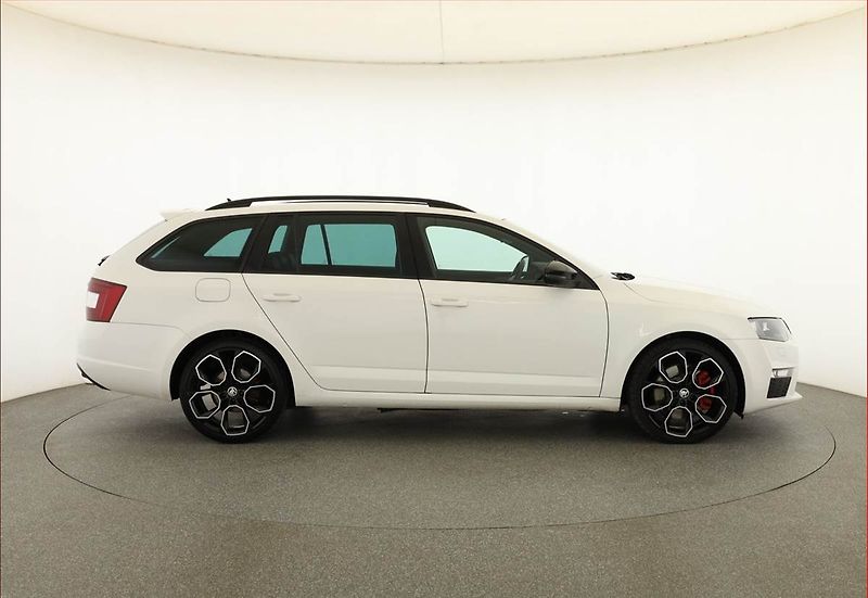 Škoda Octavia (2014) RS 2.0 TDI, Automat, Kůže - fotka 6 z 20