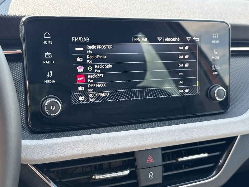 Škoda Kamiq (2025) 1.0 TSI DSG Top Selection - fotka 15 z 31