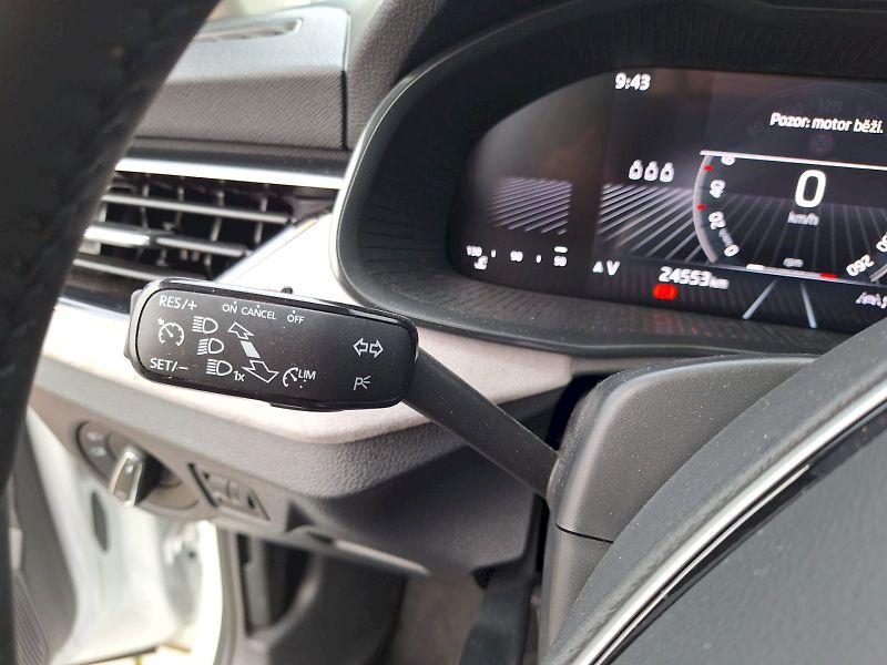 Škoda Kamiq (2024) 1.0TSI / 85 kW / 6MP / TOP SEL - fotka 16 z 29