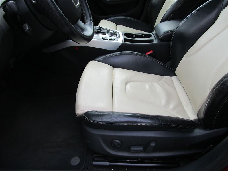 Audi A4 3.0FSi V6 Quattro S-Line - fotka 14 z 49