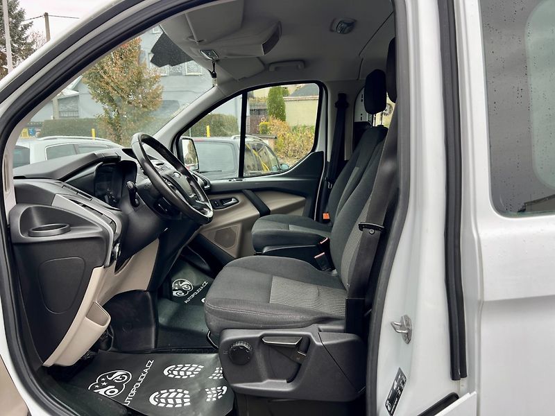 Ford Transit Custom (2016) 2.2d 5 míst SUPER STAV - fotka 12 z 19
