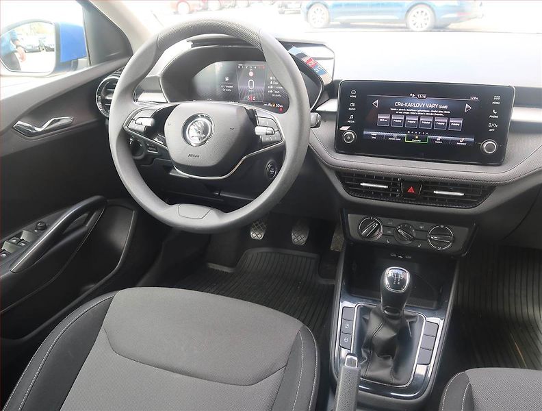 Škoda Fabia (2024) Selection 1.0 TSI, Serv.kniha - fotka 7 z 14
