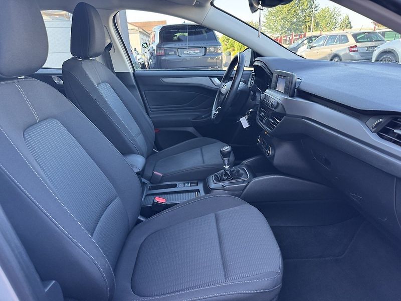 Ford Focus (2020) 1.5EcoBlue Digi Klima Tempomat - fotka 16 z 49