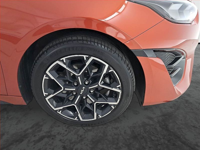 Kia Pro_Ceed (2025) GT Line Plus 1.5 T-GDI - fotka 15 z 20