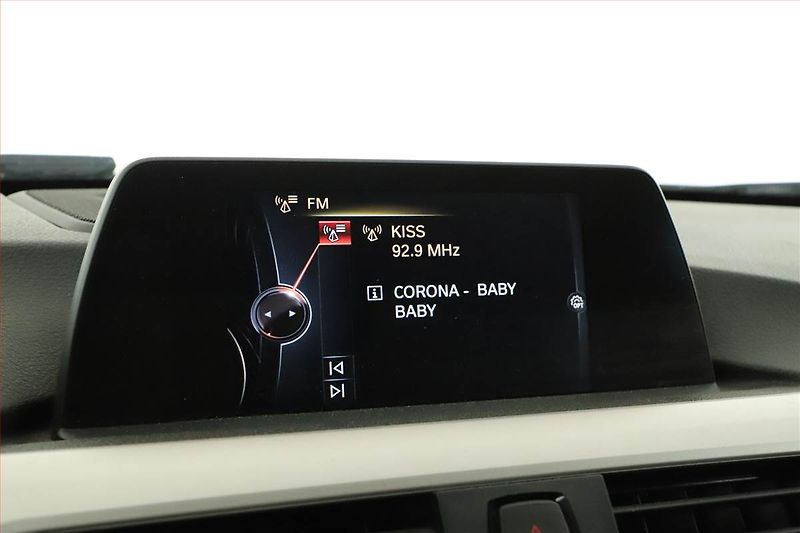 BMW Řada 3 (2014) 320 d xDrive, 4X4, Automat - fotka 9 z 17