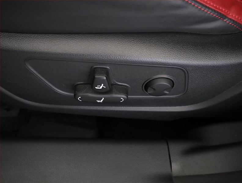 KGM Actyon (2025) Limited Edition 1.5 T-GDI - fotka 17 z 19