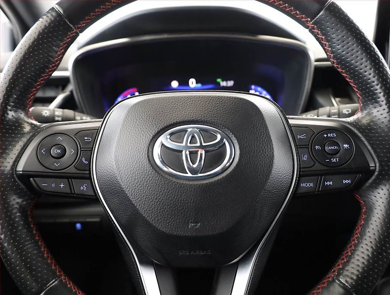 Toyota Corolla (2020) 1.8 Hybrid - fotka 8 z 20