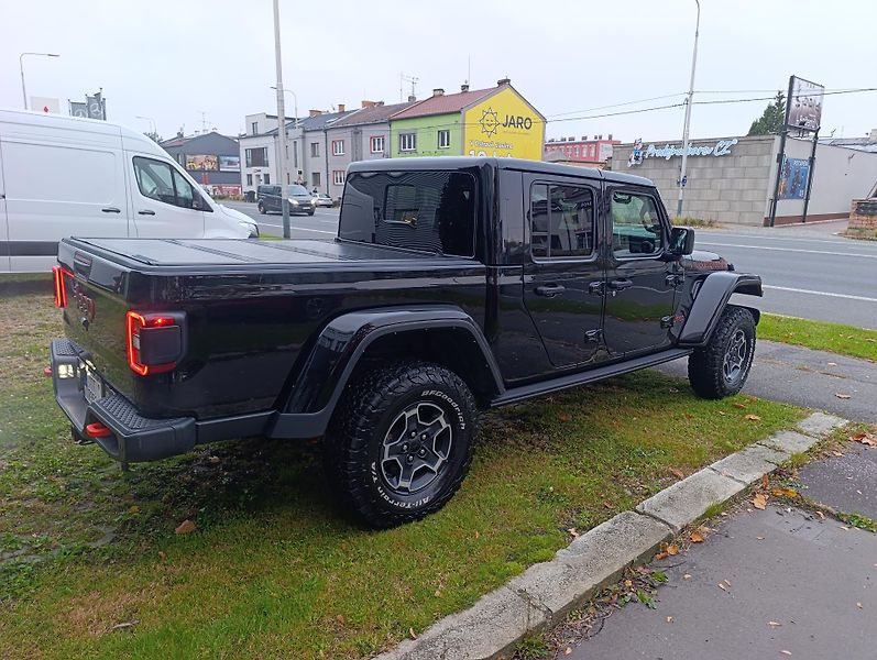 Jeep Gladiator (2021) Mojave 3,6 V6 - fotka 7 z 26