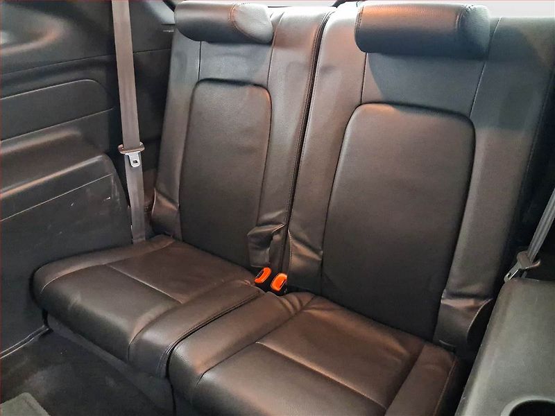Chevrolet Captiva (2010) 2.0 D, 4X4, Automat, 7 míst - fotka 16 z 19