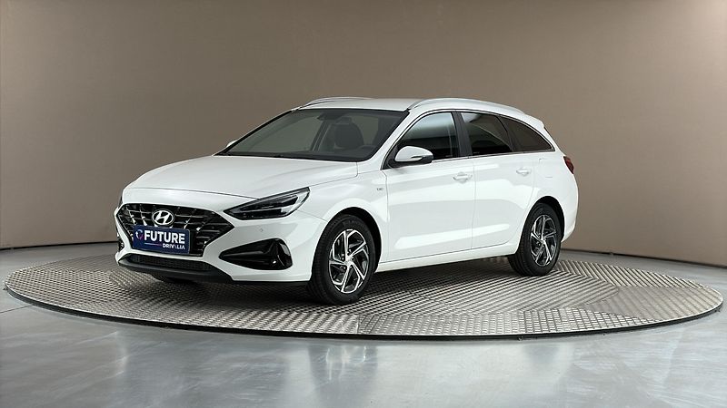 Hyundai i30 1.5 T-GDI Smart Kombi - fotka 1 z 26